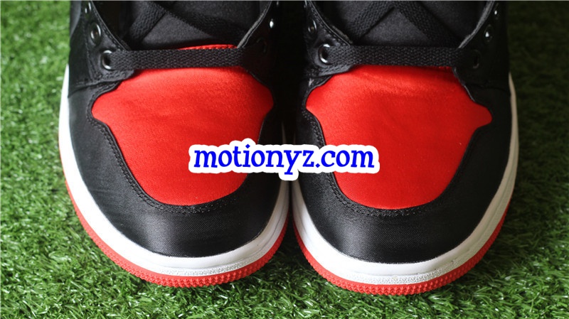 Authentic Air Jordan 1 Retro Satin Banned